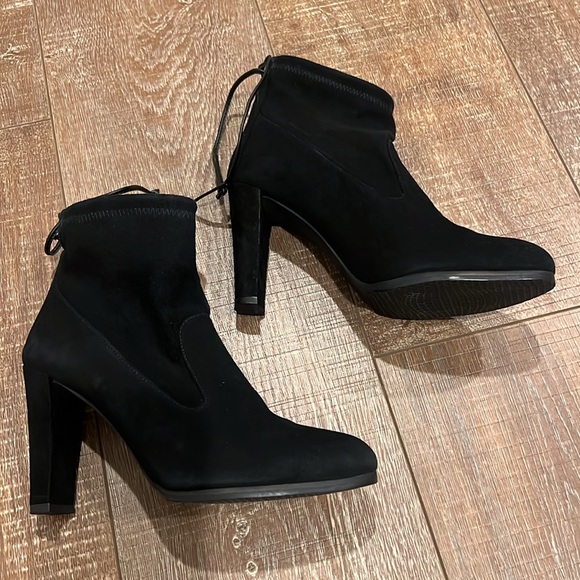 Stuart Weitzman Black Glove Stretch Suede Bootie - Picture 3 of 11